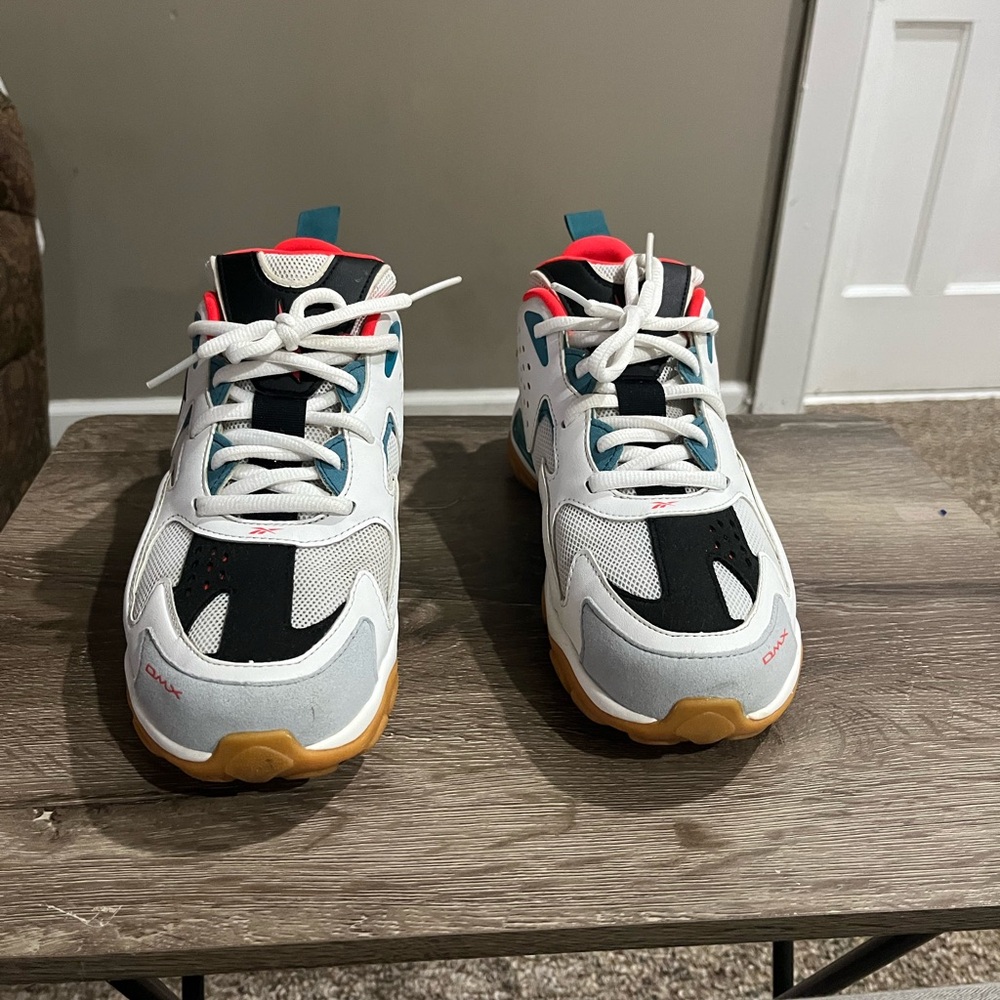 Reebok DMX white black gray pink teal green and white size 9 1/2 cool shoe